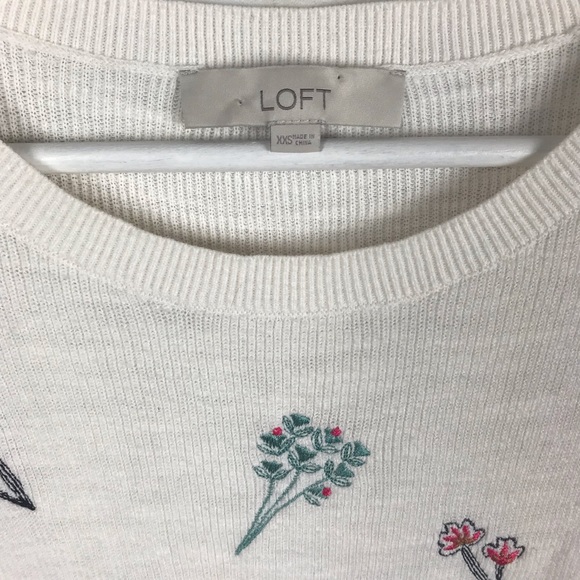 LOFT Embroidered Bouquet Sweater Floral Size XXS - Picture 3 of 7